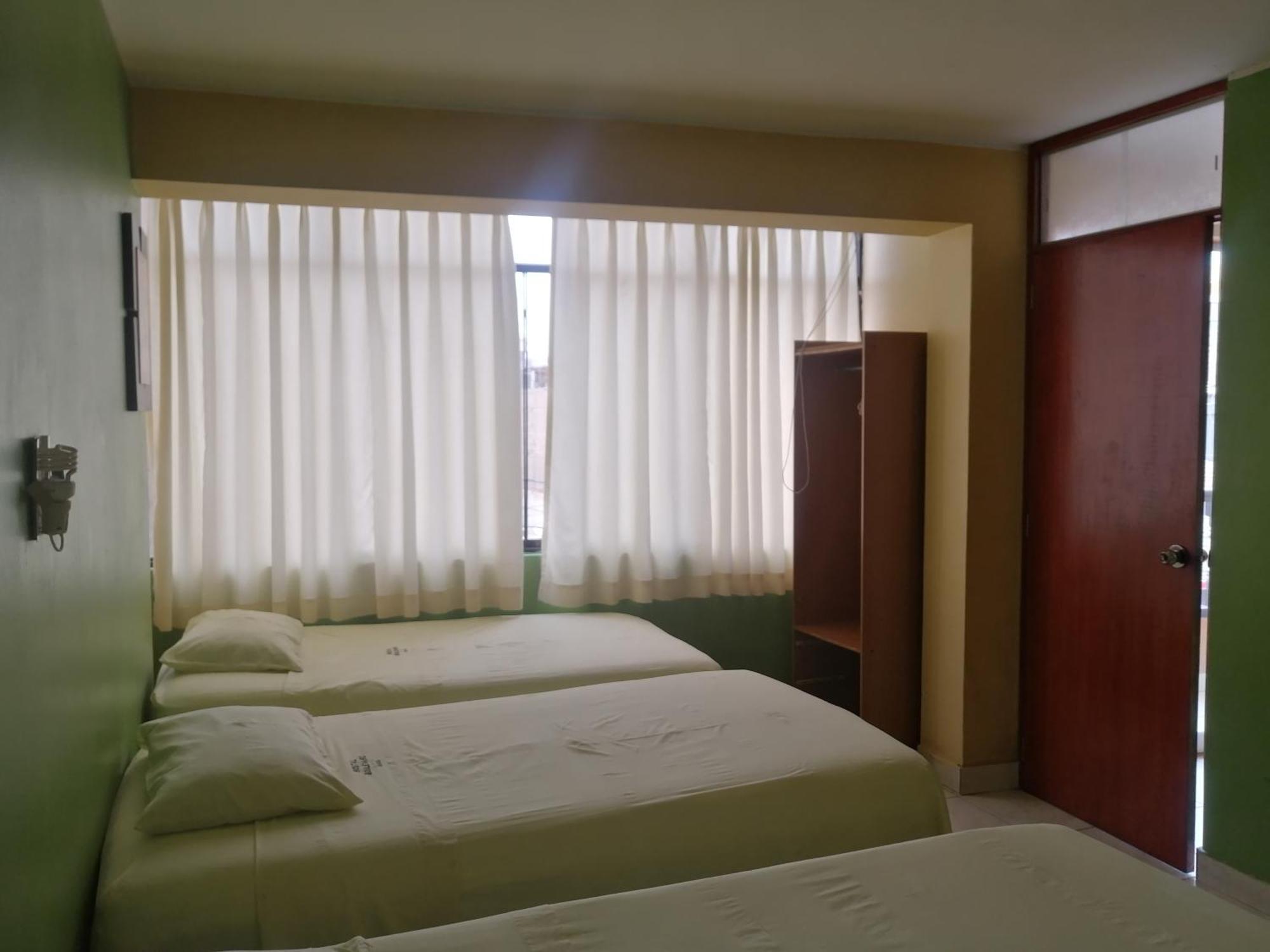 Boulevard Hotel 2*