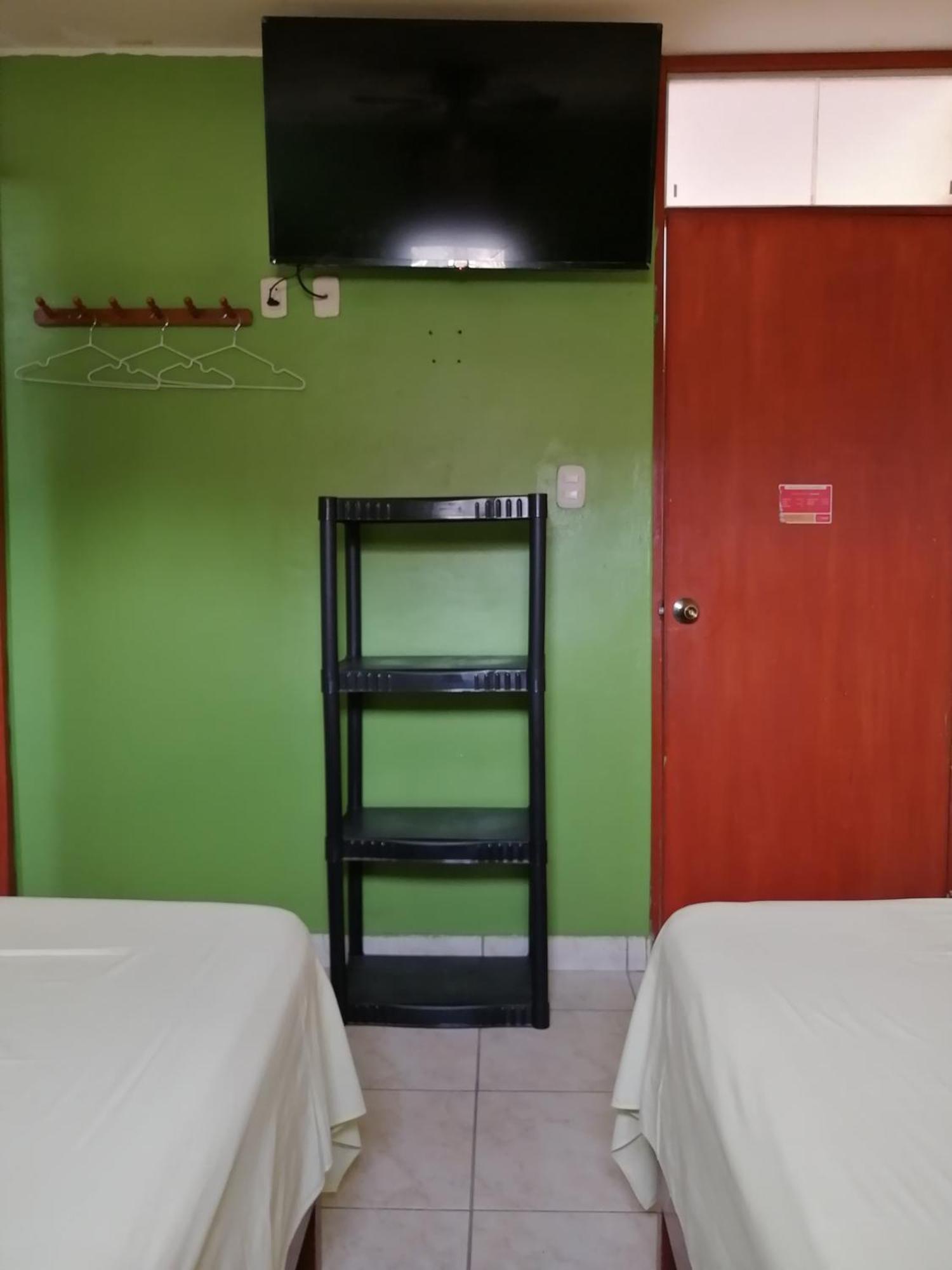 Boulevard Hotel